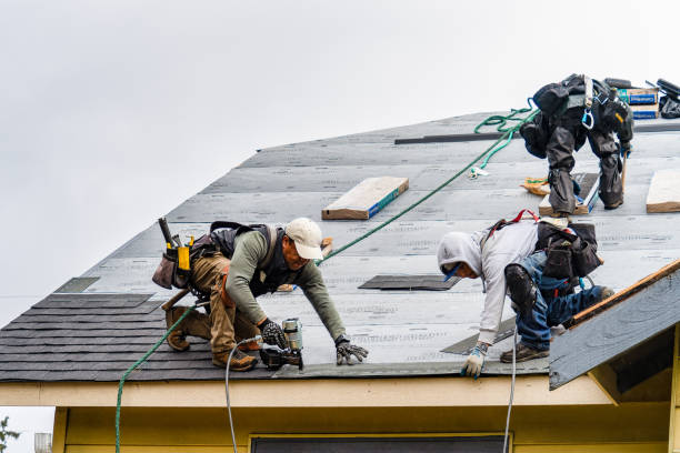 Professional Gutter Installation technician working in Kingston, ID